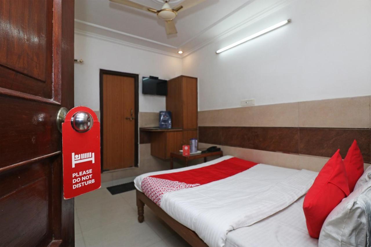 Oyo Hotel Ashoka International Kanpur Bagian luar foto