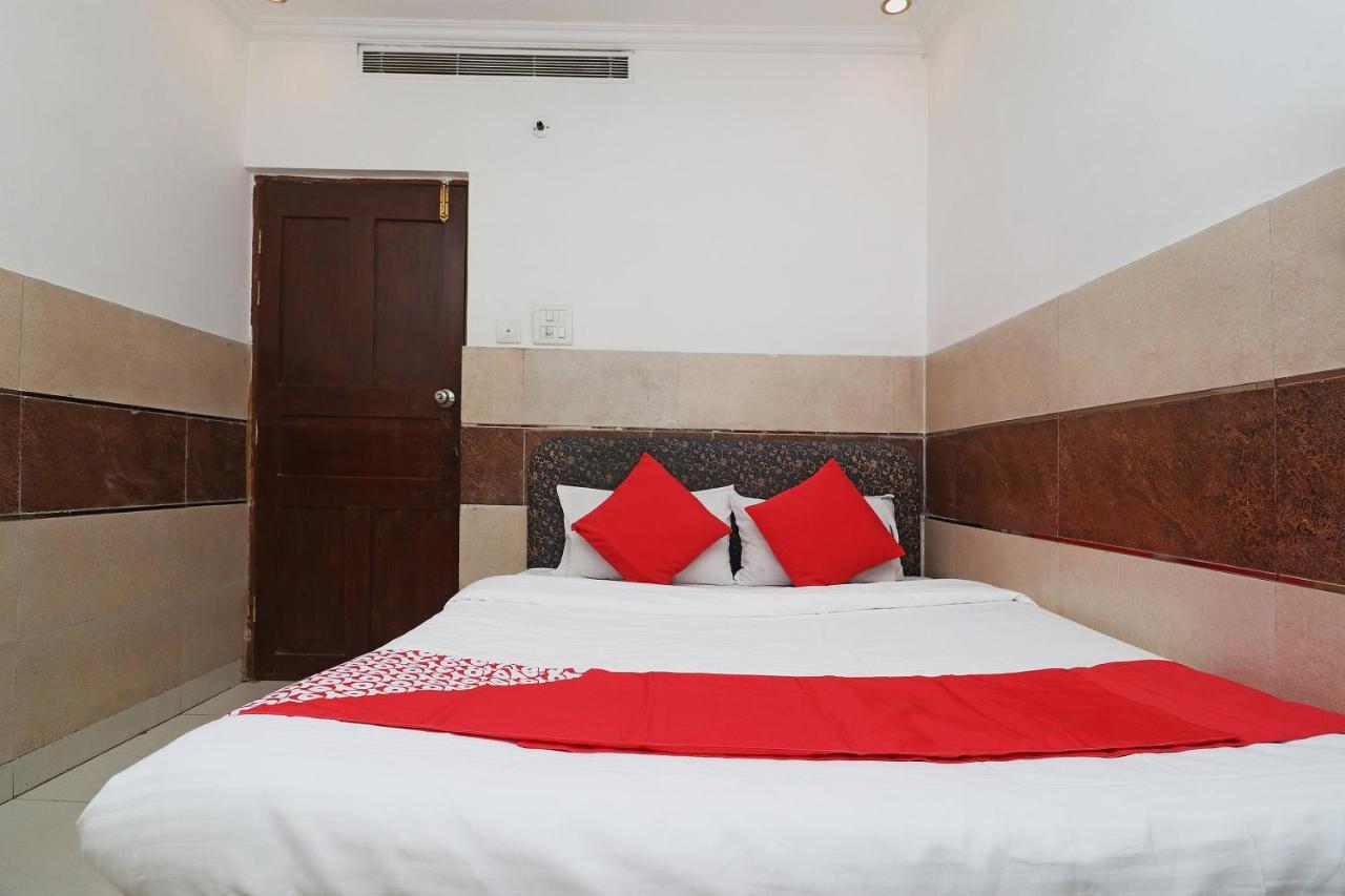 Oyo Hotel Ashoka International Kanpur Bagian luar foto
